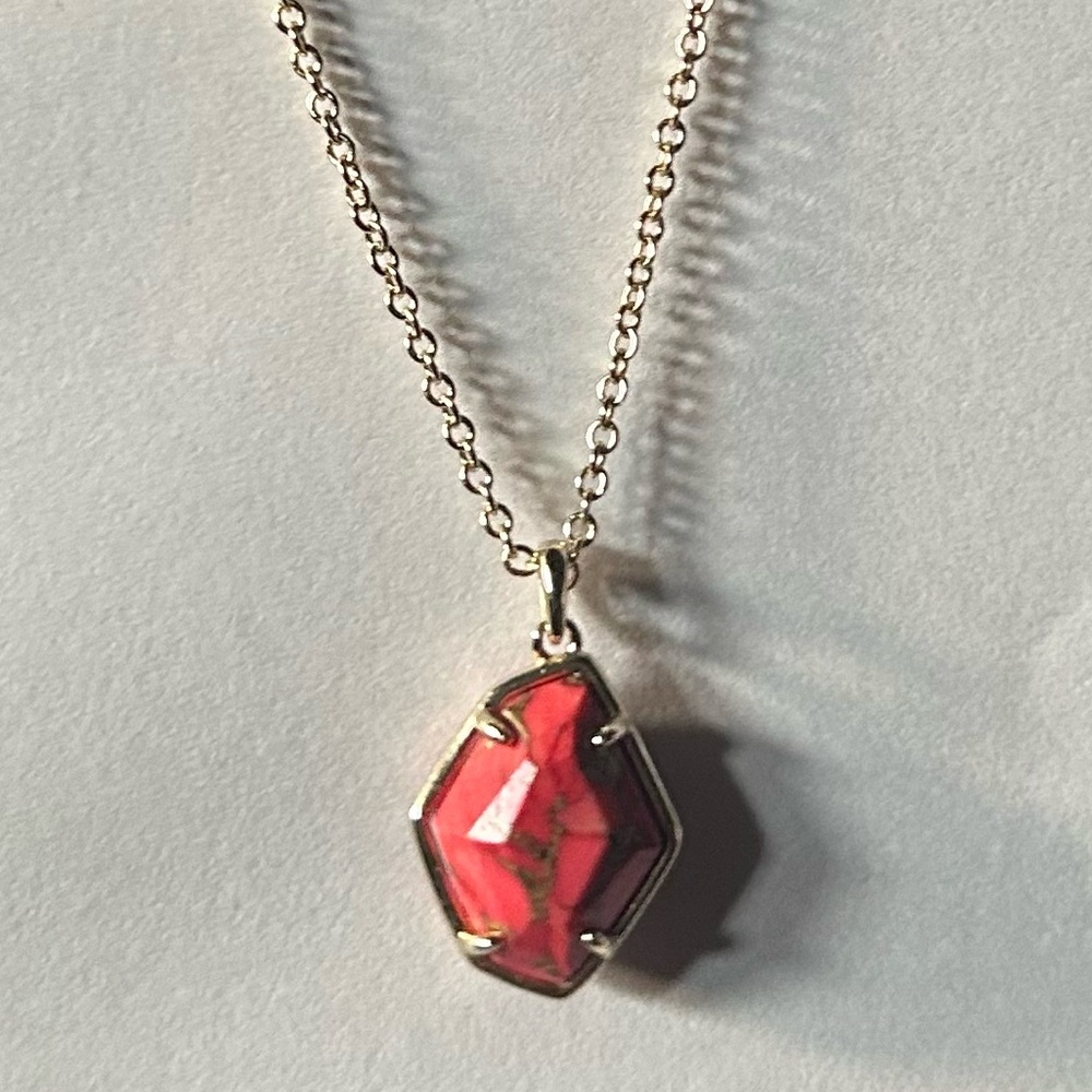 Kendra Scott Necklace